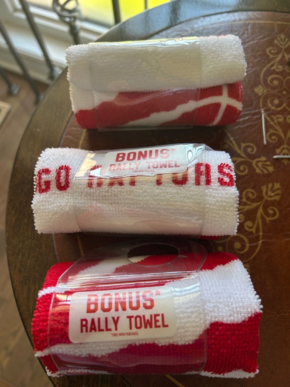 Toronto Raptors Rally Towels (3) - Picture 2 of 2